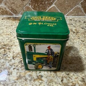 Vintage Storage John Deere Farm Tactor Tin 1958-1961